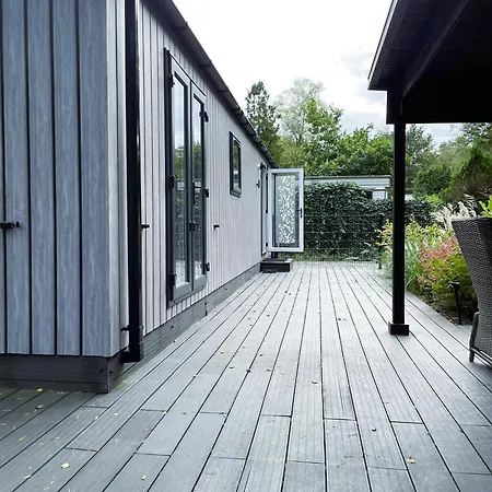 Blissful Modern, Luxe & Sauna Chalet *