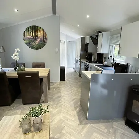Chalet Blissful Modern, Luxe & Sauna